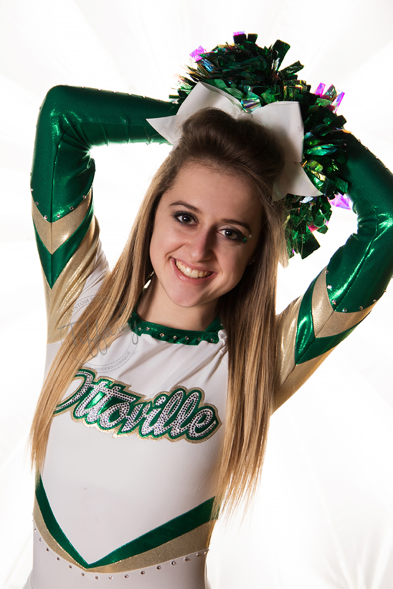 Cincinnati Ohio Photographer Photography Portraits Pictures Senior Athlete Cheerleading