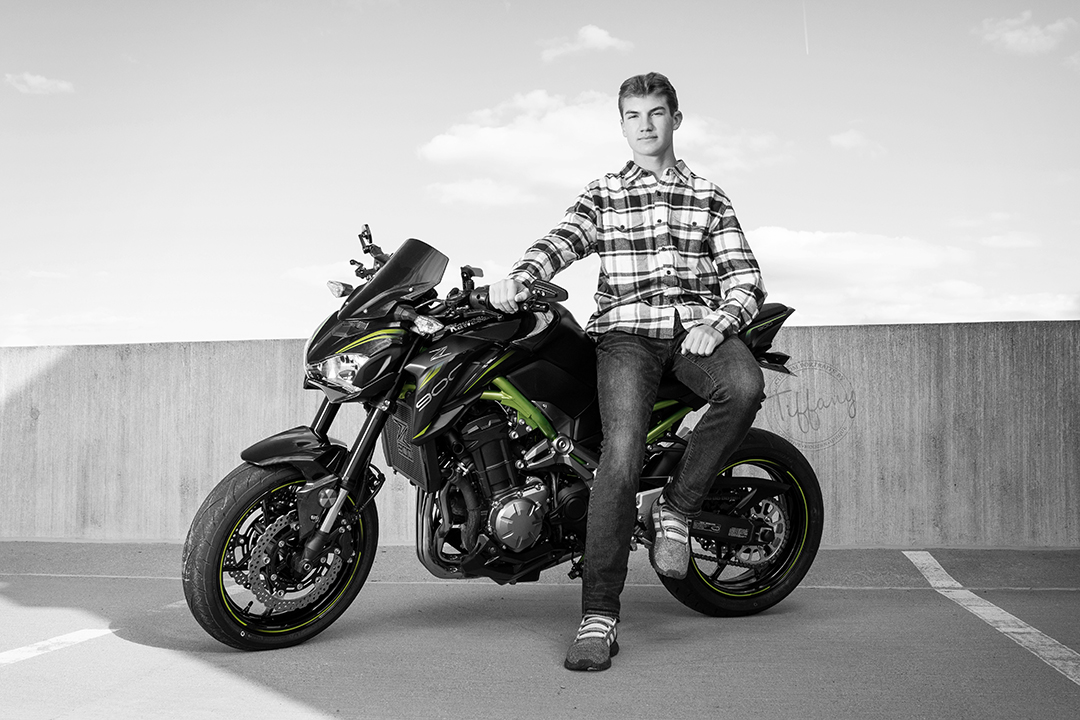 Cincinnati Ohio Photographer Photography Portraits Pictures Senior