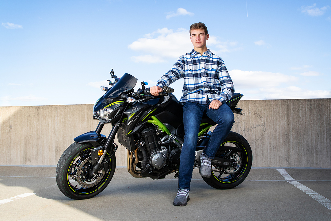 Cincinnati Ohio Photographer Photography Portraits Pictures Senior