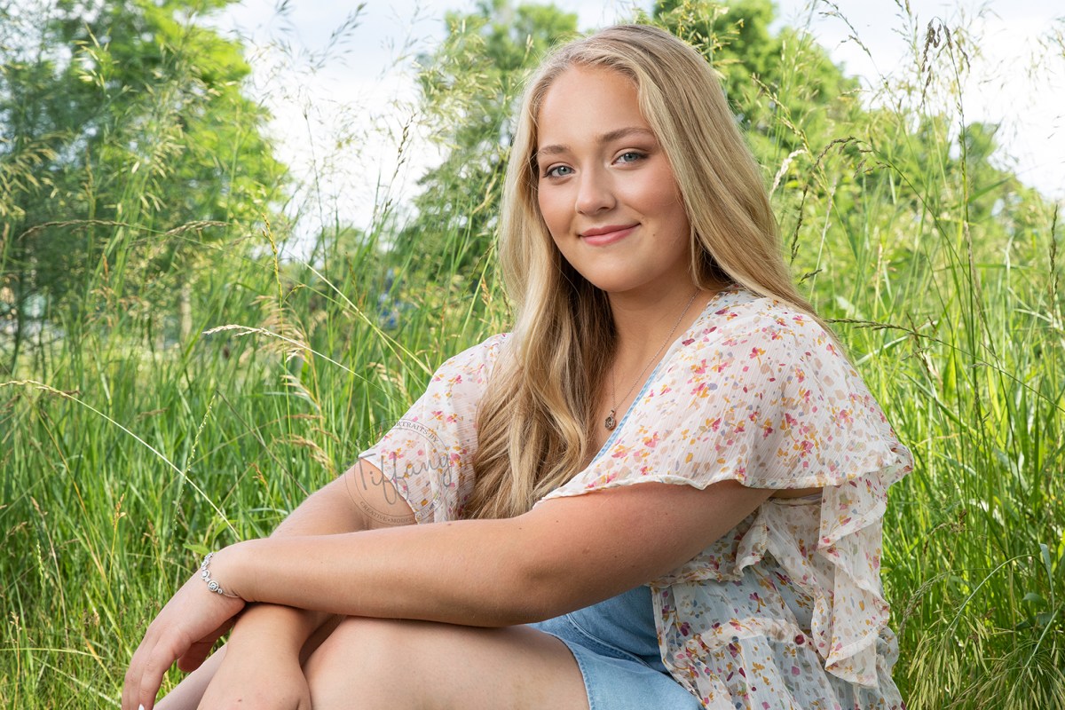 Cincinnati Ohio Photographer Photography Portraits Pictures Senior