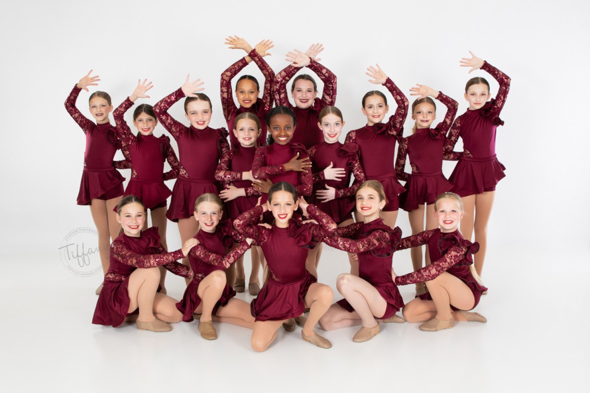 Cincinnati Ohio Sports Senior Photographer Photography Portraits Pictures Athlete Dancer Dance Studio