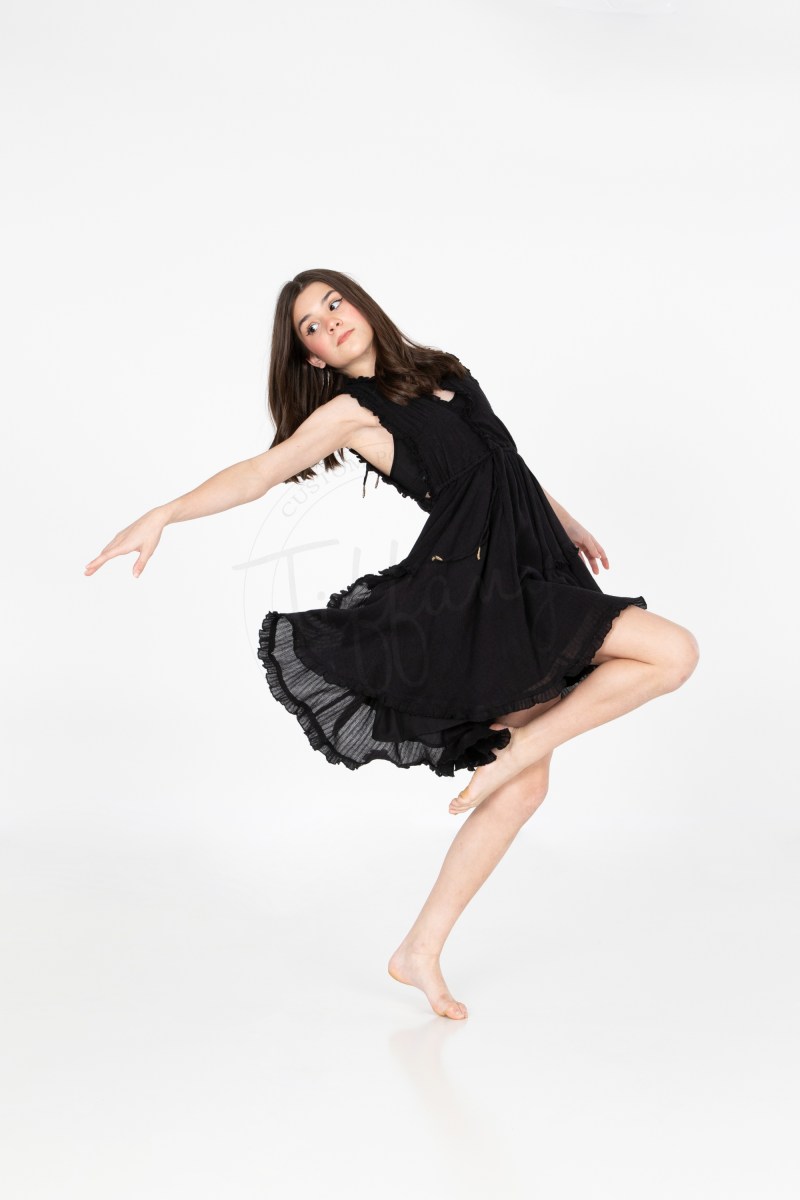 Cincinnati Ohio Photographer Photography Portraits Pictures Athlete Dancer Dance Studio