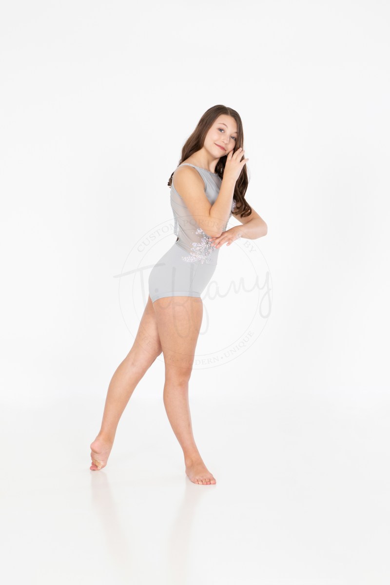 Cincinnati Ohio Photographer Photography Portraits Pictures Athlete Dancer Dance Studio