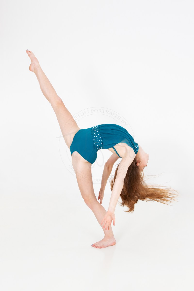 Cincinnati Ohio Photographer Photography Portraits Pictures Athlete Dancer Dance Studio