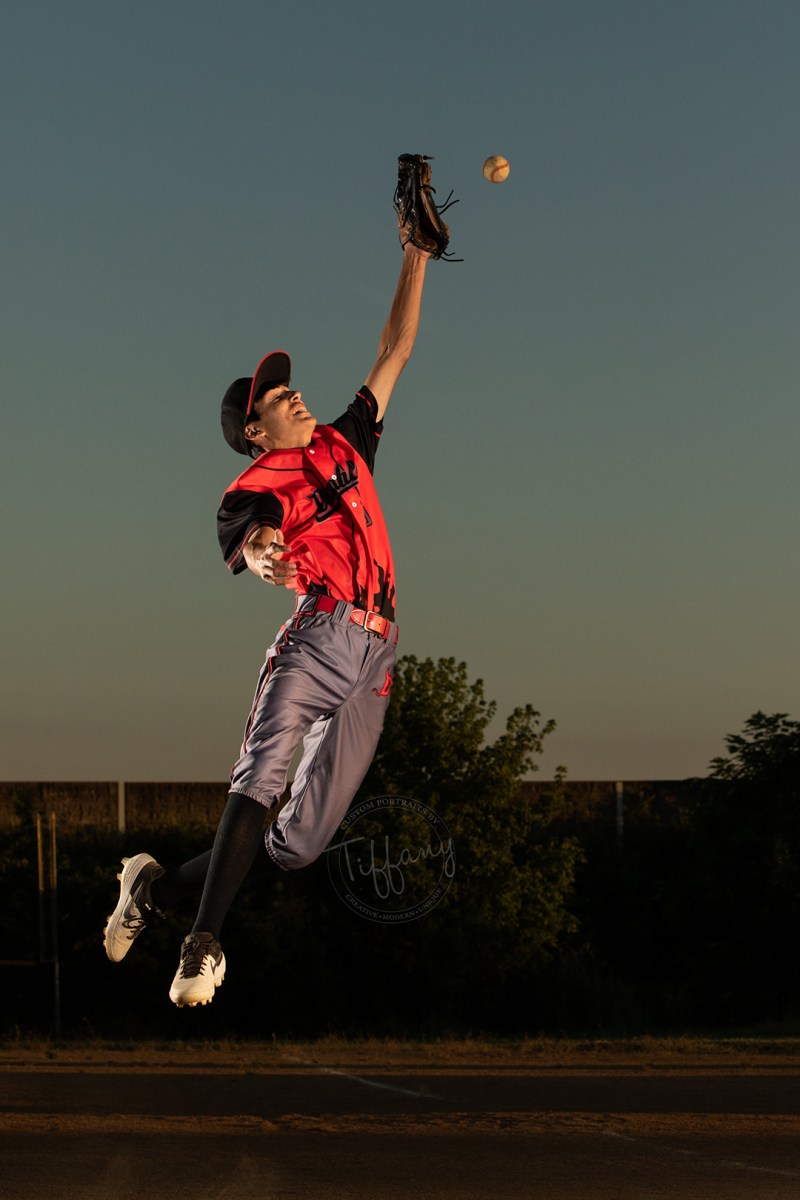 Cincinnati Ohio Photographer Photography Portraits Pictures Senior Athlete Baseball