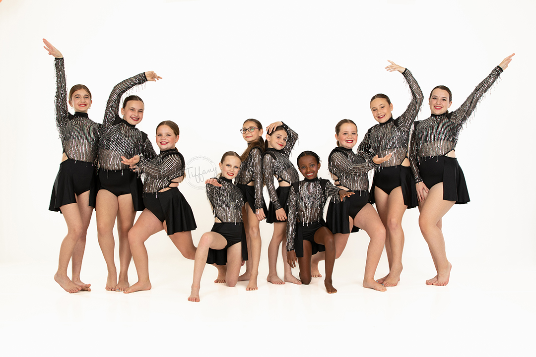 Cincinnati Ohio Sports Senior Photographer Photography Portraits Pictures Athlete Dancer Dance Studio