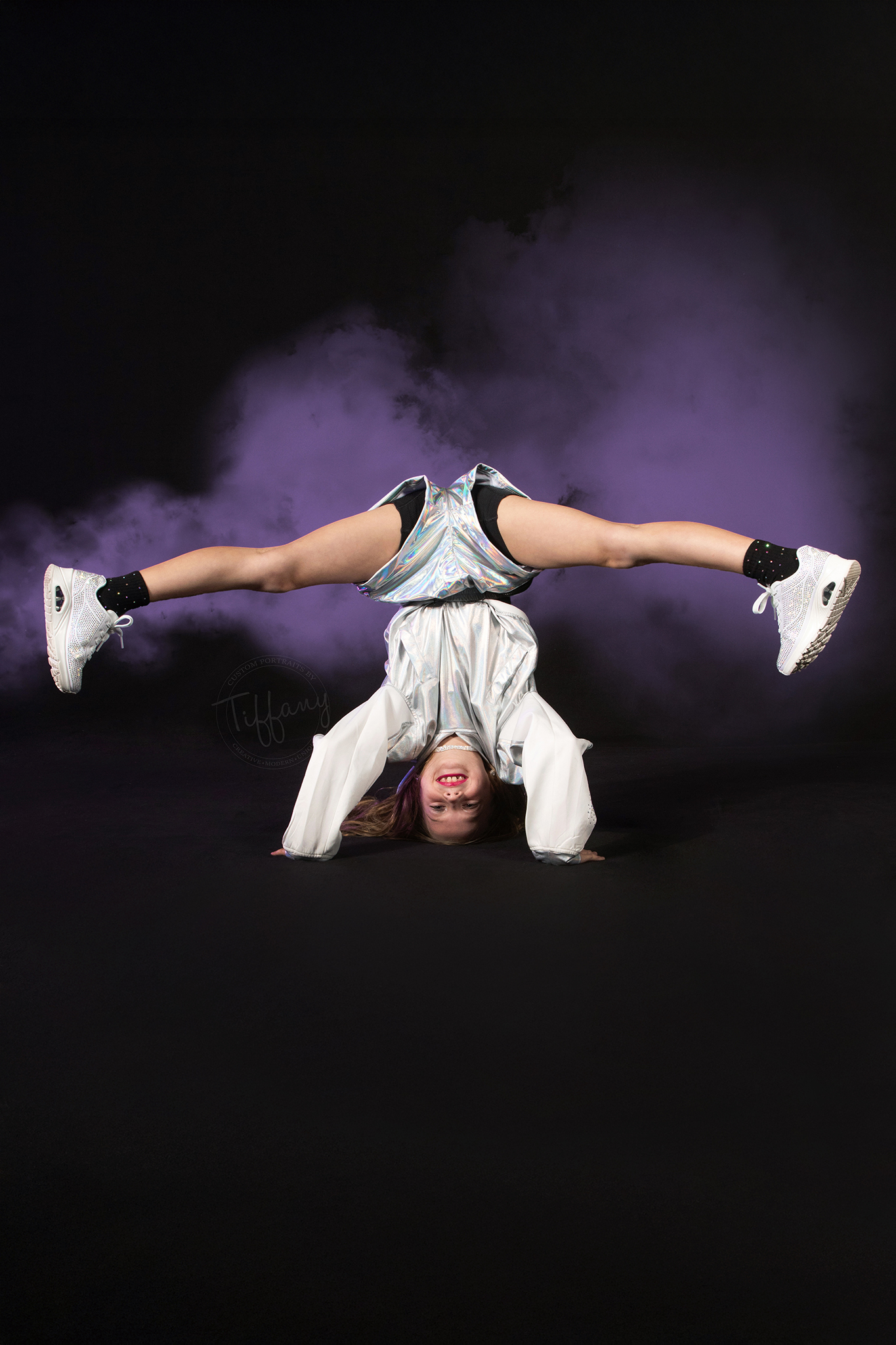 Cincinnati Ohio Sports Senior Photographer Photography Portraits Pictures Athlete Dancer Dance Studio Hip Hop