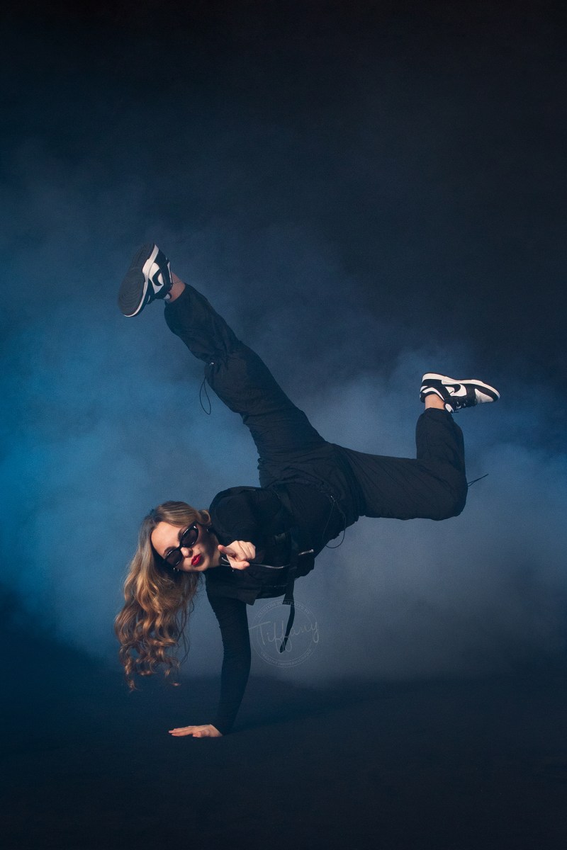 Cincinnati Ohio Sports Senior Photographer Photography Portraits Pictures Athlete Dancer Dance Studio Hip Hop