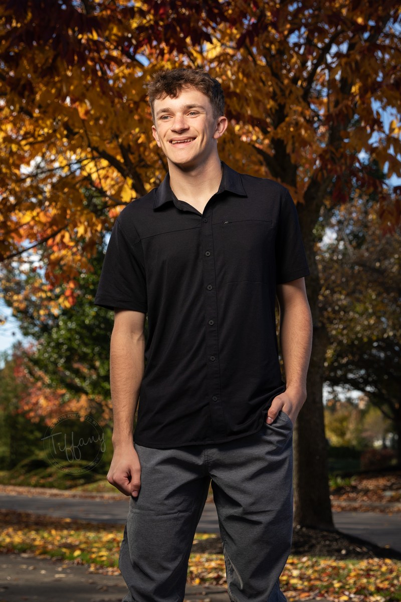 Cincinnati Ohio High School Senior Photographer Photography Portraits Pictures Photo Shoot